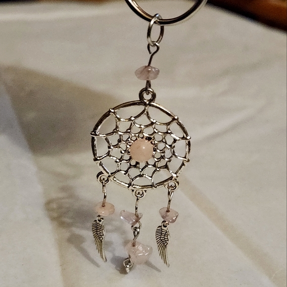 Dreamcatcher Keychain with Faux Rose Quartz stones - Picture 4 of 5